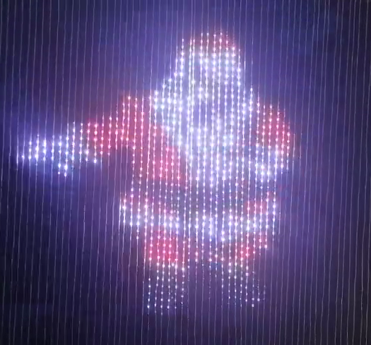 Luzes RGB transformando o design paisagístico como uma chamada ao palco