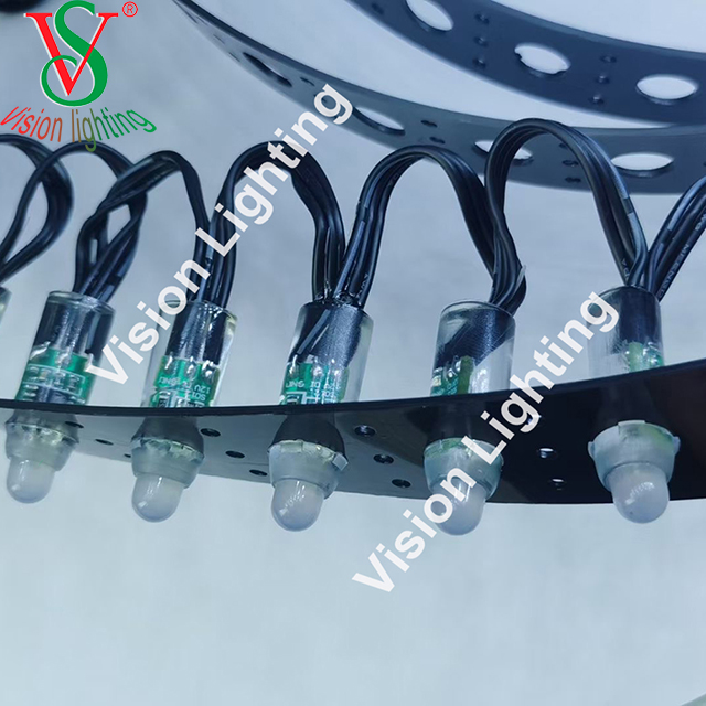 Trazer displays de férias à vida com a decoração de Natal 3D programável RGB WS2811 Luzes de árvore