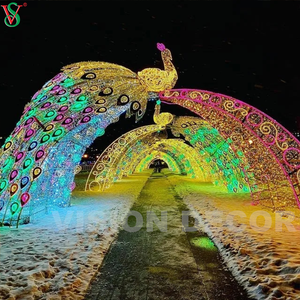 Decoração de motivos de natal com arcos de led luxuosos para decoração de praça de férias ao ar livre