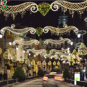 Decoração de Natal de design criativo com moldura de poste 2D em toda a rua com motivo de luz para área externa